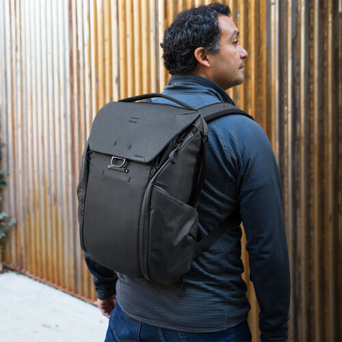 Peak Design Everyday Backpack 20L v2 - Charcoal BEDB-20-CH-2 - 13